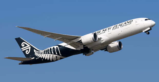 Best lightweight tripods for journey 2019: compact tripods ideal for holidays