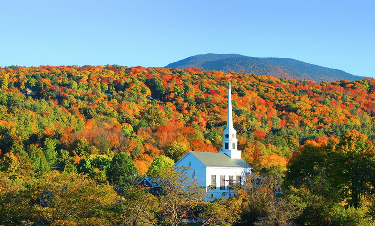 July’s ‘Black Supermoon’ Will Make the Next Two Weekends 2019’s Best for Stargazing (Video)