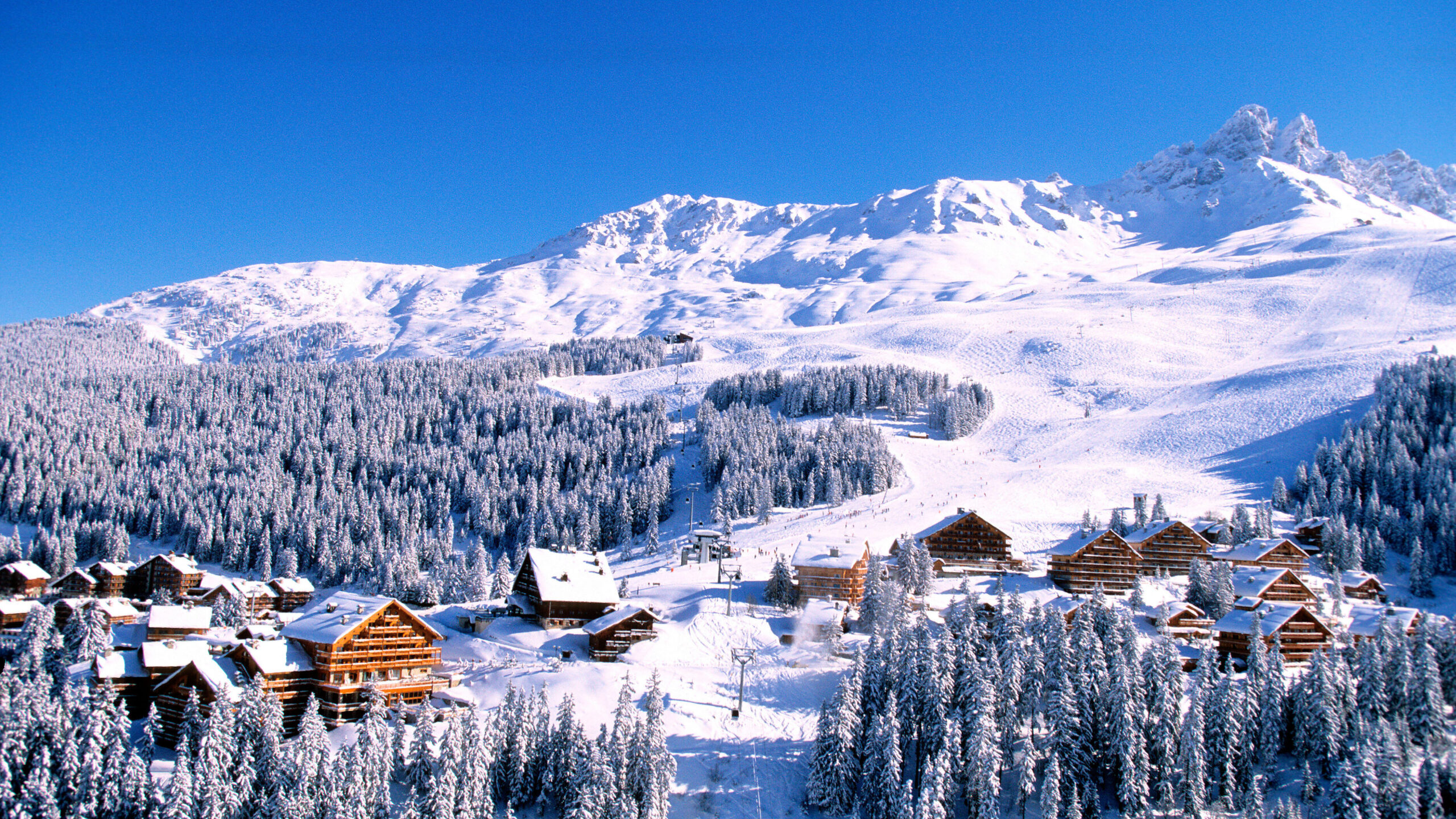 7 Ski Resorts That Are Worth Visiting