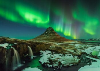 Iceland Northern Lights – How to See The Northern Lights